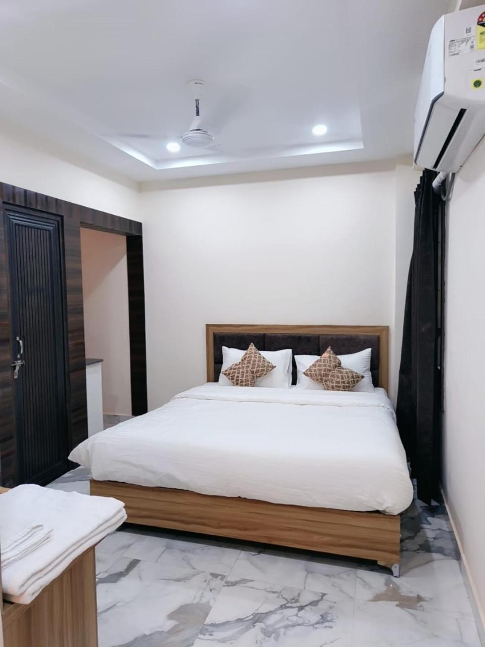 Nandi Retreat Homestay Varanasi Exteriör bild